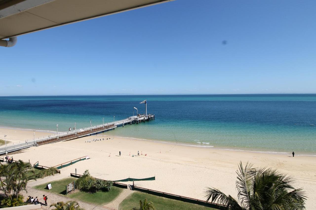 Moreton Island Villas And Apartments Tangalooma Bagian luar foto